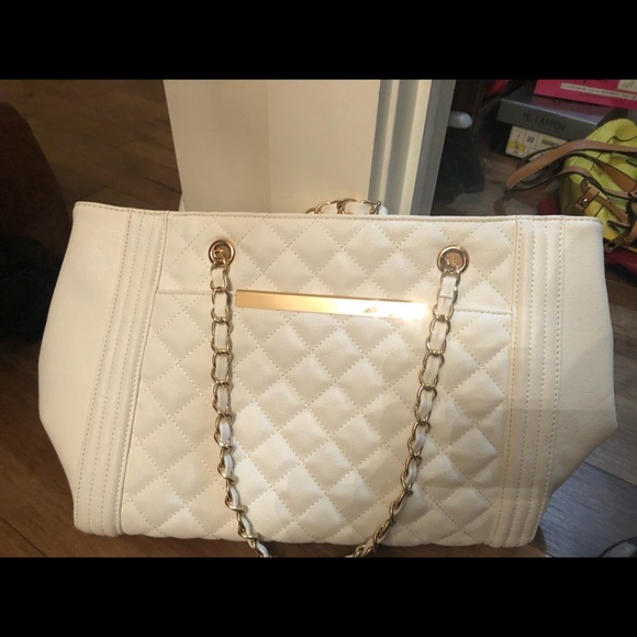 White bag - Picture 1 of 2